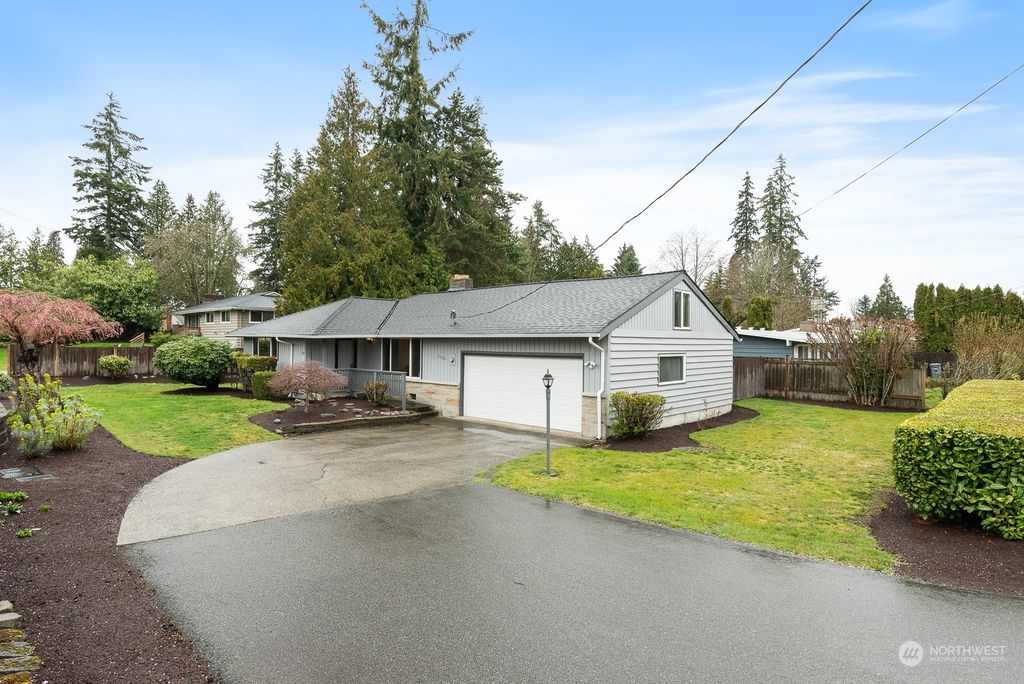 Photo of 21930 88th Place W, Edmonds, WA 98026 (MLS # 2049071)
