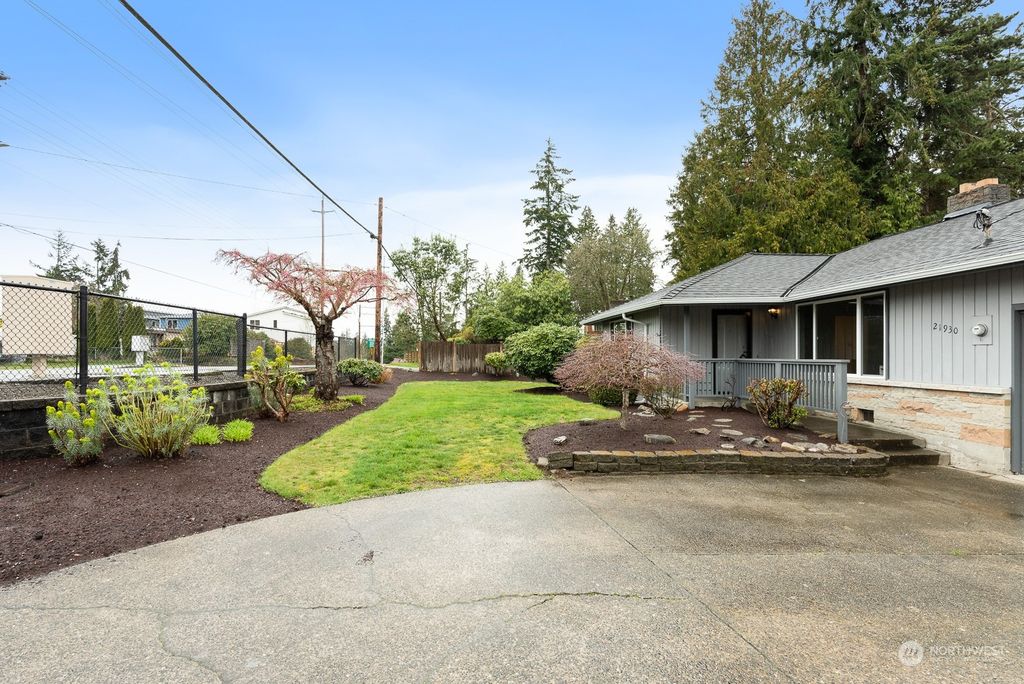 Photo of 21930 88th Place W, Edmonds, WA 98026 (MLS # 2049071)