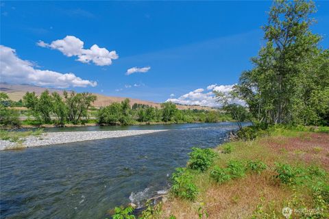 Photo of 0 Sleepy Hollow Road, Monitor, WA 98836 (MLS # 2531795)