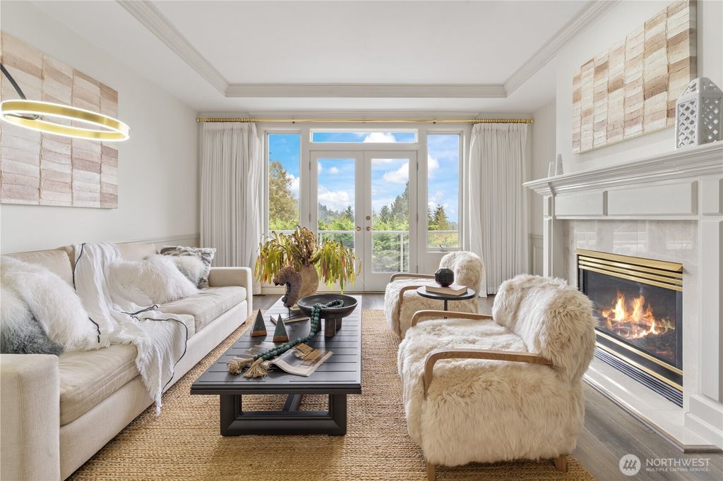Photo of 5757 168th PL SE, Bellevue, WA 98006 (MLS # 2417387)
