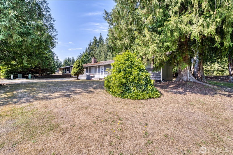 410 El Camino Drive