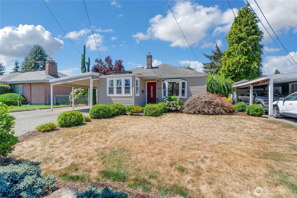 Photo of 223 R Street SE, Auburn, WA 98002 (MLS # 2413714)
