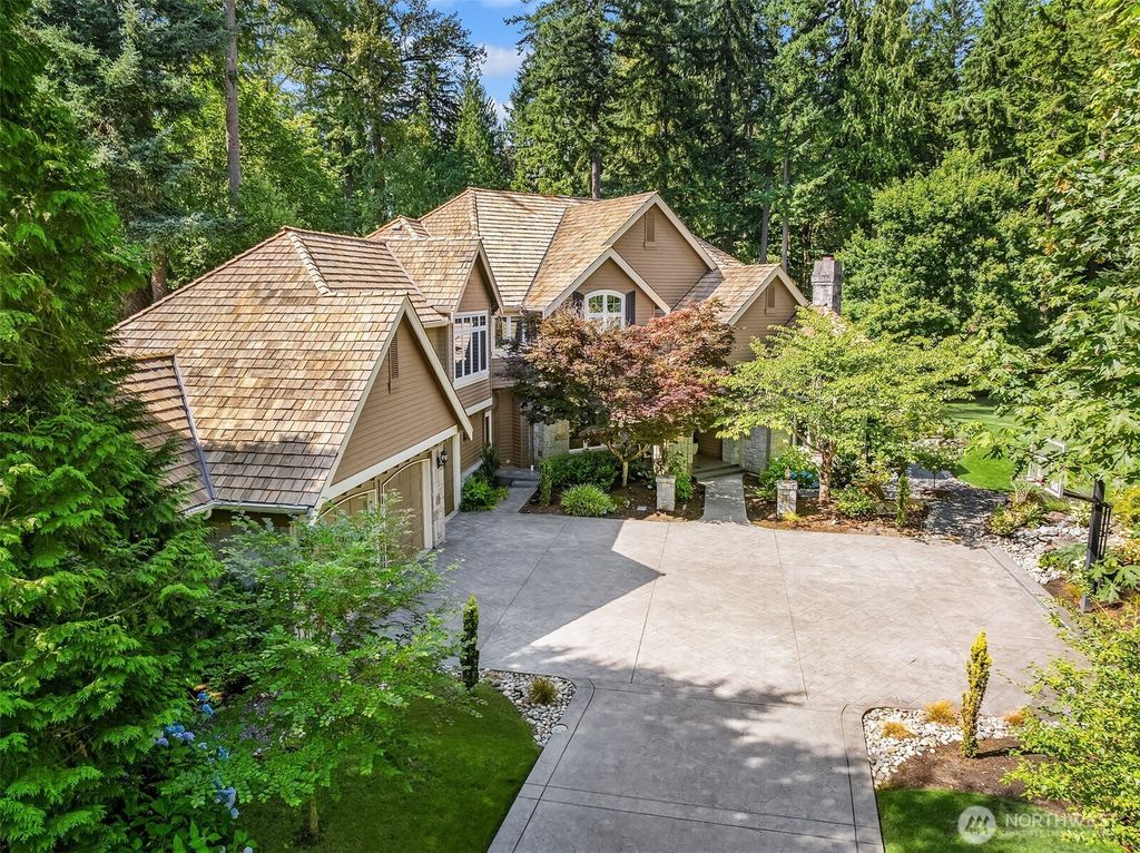 Photo of 20546 NE 126th Way, Woodinville, WA 98077 (MLS # 2412207)