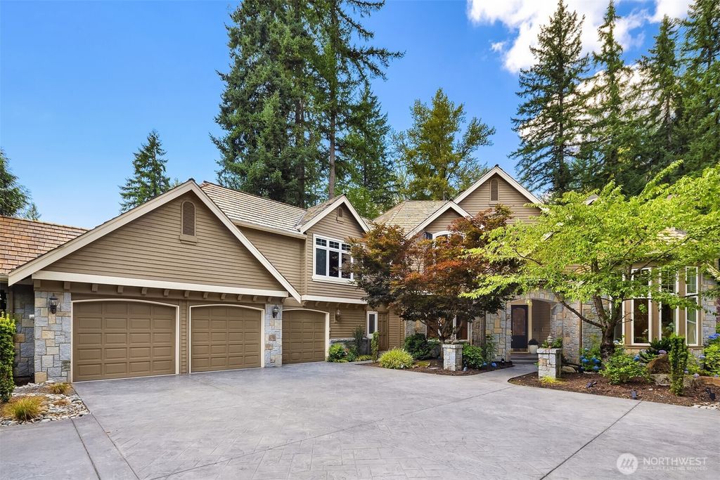 Photo of 20546 NE 126th Way, Woodinville, WA 98077 (MLS # 2412207)