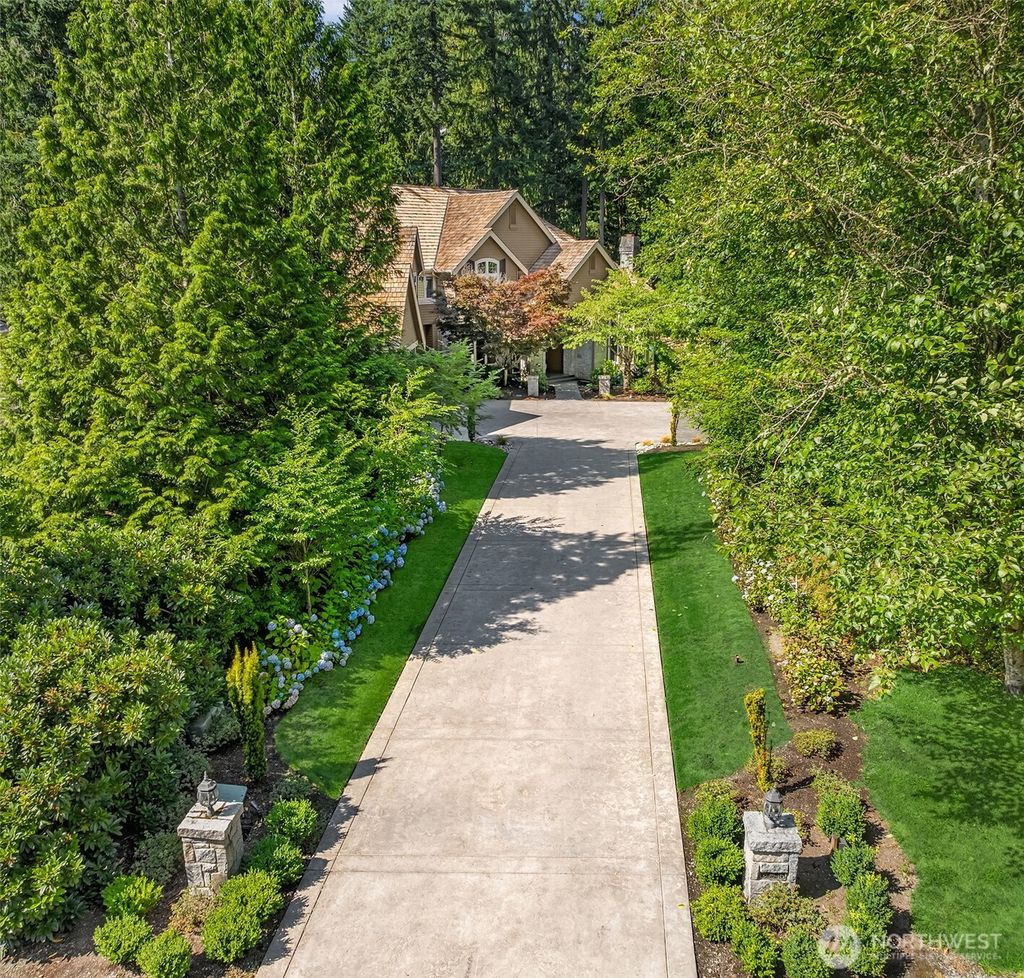 Photo of 20546 NE 126th Way, Woodinville, WA 98077 (MLS # 2412207)