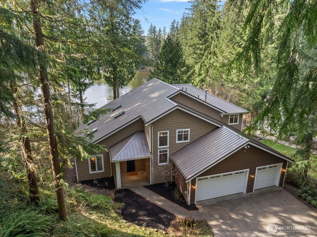 Photo of 10625 320th Avenue NE, Carnation, WA 98014 (MLS # 2354823)