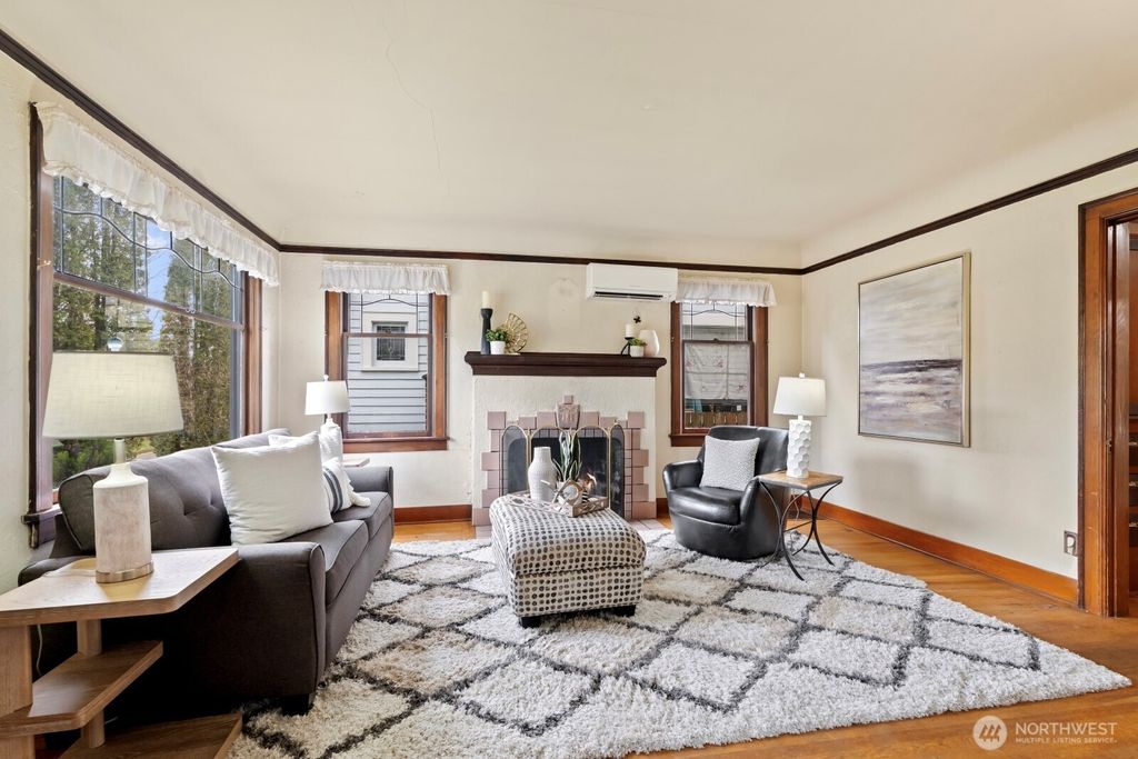 Photo of 7705 3rd Avenue NW, Seattle, WA 98117 (MLS # 2465126)