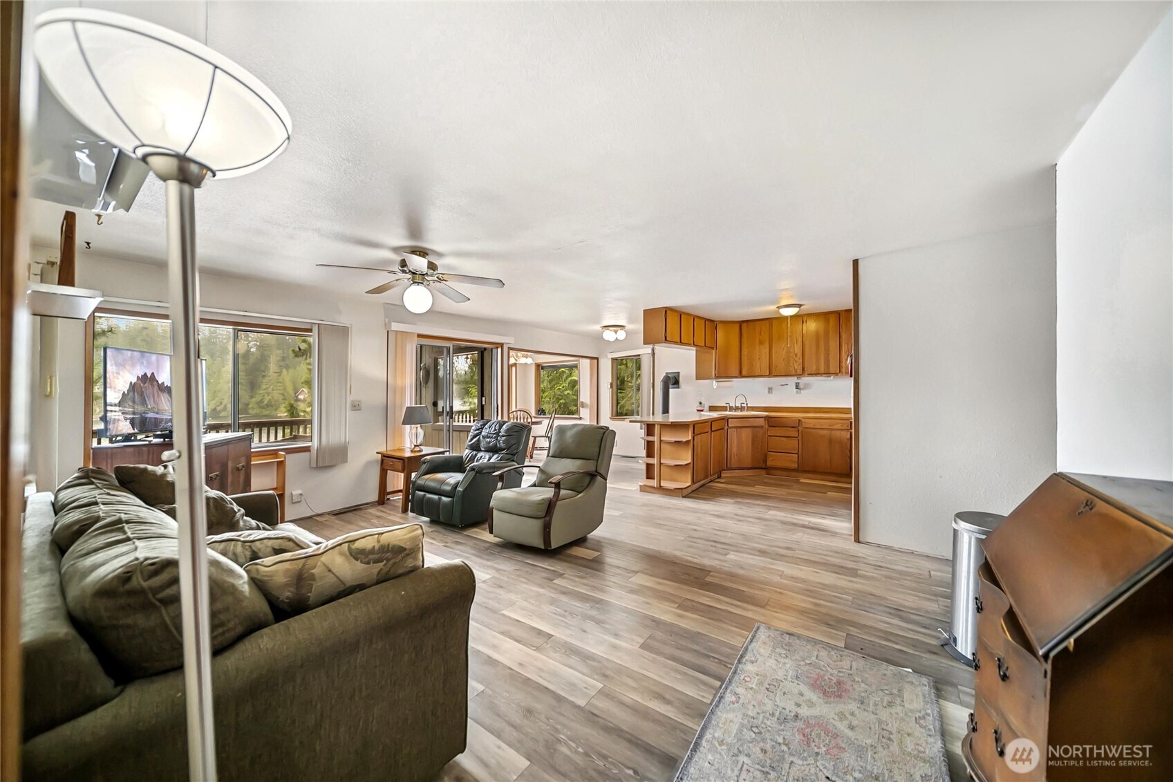 30 NE Lake Drive