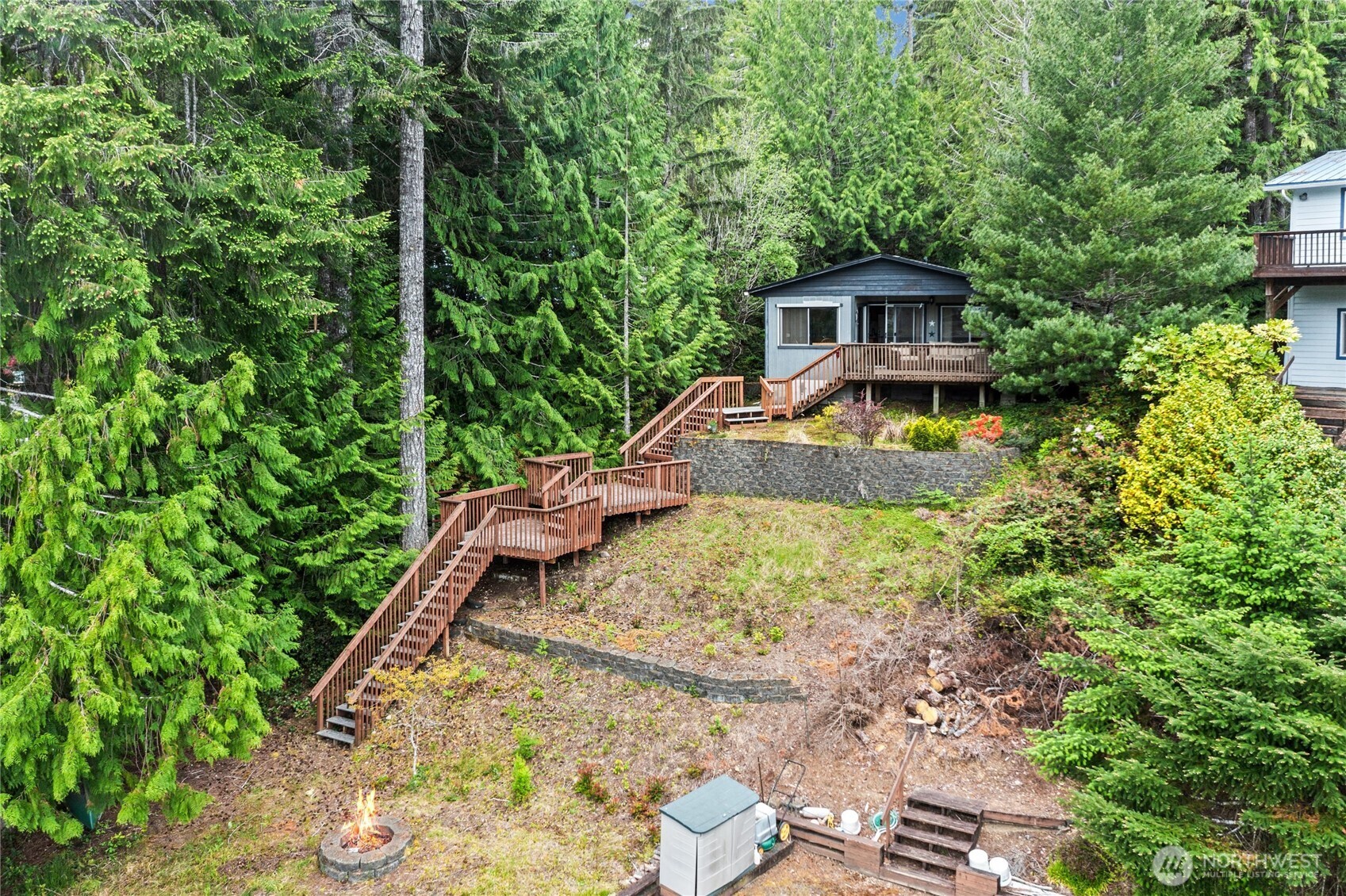 30 NE Lake Drive
