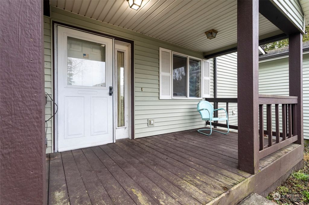 Photo of 311 Tacoma Boulevard S, Pacific, WA 98047 (MLS # 2199618)