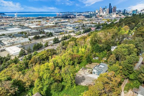 Photo of 23 12th Avenue S, Seattle, WA 98144 (MLS # 2454100)