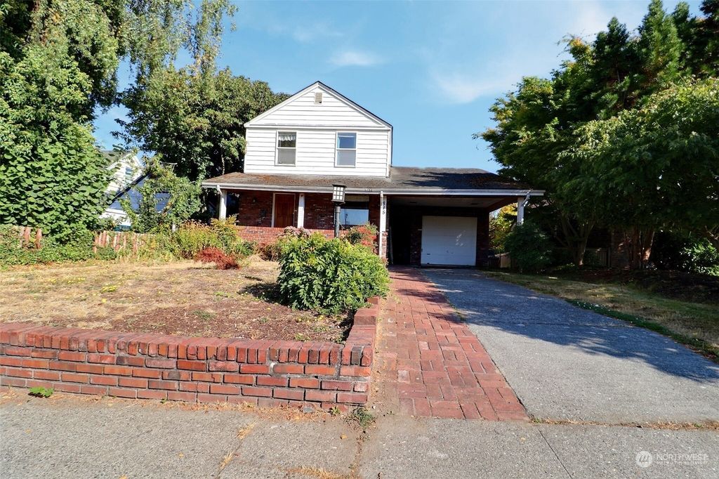 Photo of 815 Hoyt Avenue, Everett, WA 98201 (MLS # 2001776)