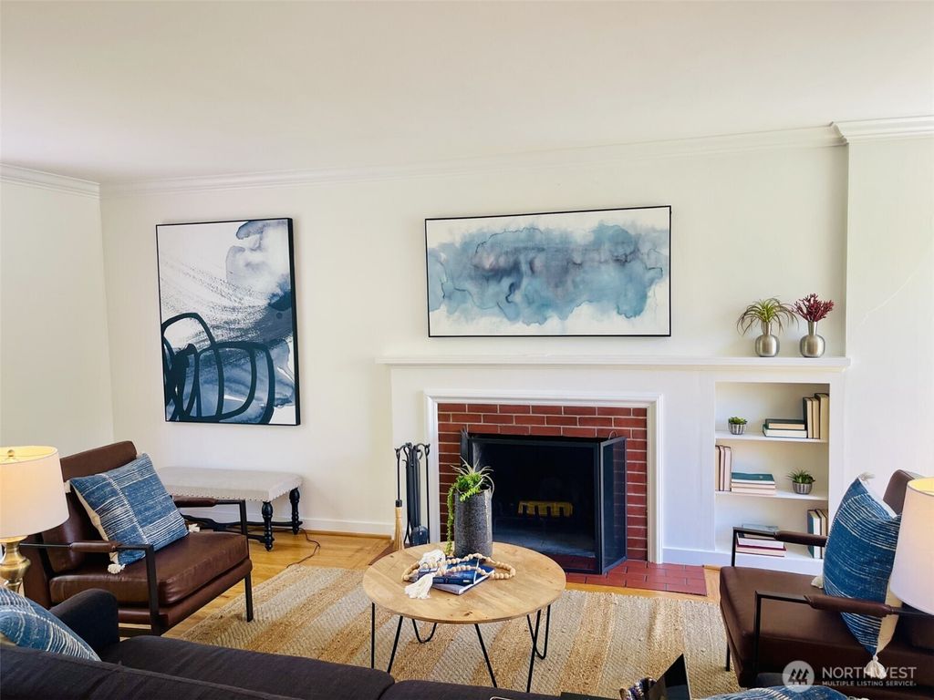 Photo of 1910 34th Avenue W, Seattle, WA 98199 (MLS # 2368685)