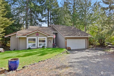 A home in Port Ludlow