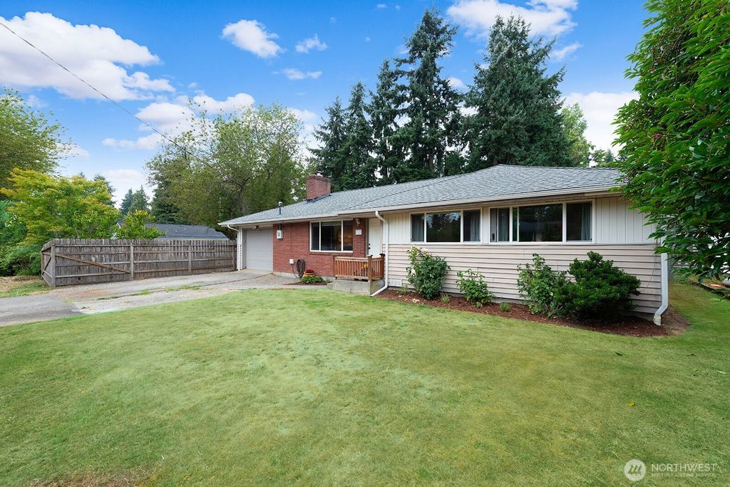 Photo of 320 S 120th Street, Burien, WA 98168 (MLS # 2431559)