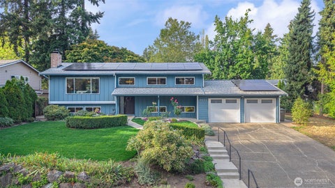 Photo of 9032 NE 132nd Place, Kirkland, WA 98034 (MLS # 2581641)