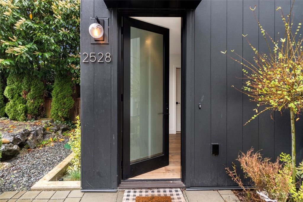 Photo of 2528 27th Avenue W #3, Seattle, WA 98199 (MLS # 2501545)