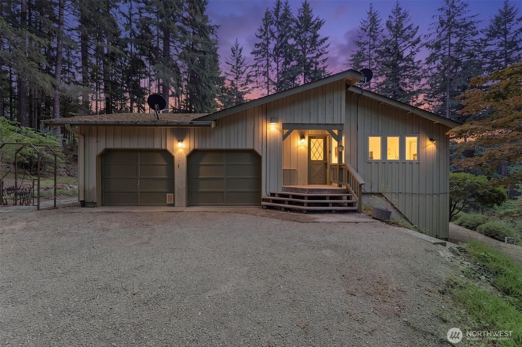 Photo of 10500 SW Wicks Lake Rd RD, Port Orchard, WA 98367 (MLS # 2550417)