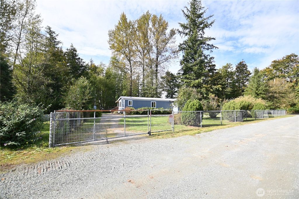 Photo of 604 Blueberry Lane, Gold Bar, WA 98251 (MLS # 2382056)