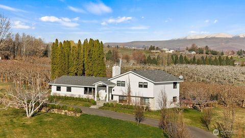 Photo of 367 Baker Road, Selah, WA 98942 (MLS # 2513043)