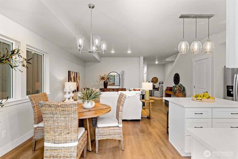 1075 Red Apple Road D13