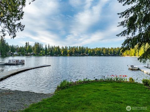 Photo of 2712 222nd Avenue SE, Sammamish, WA 98075 (MLS # 2504762)