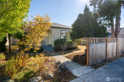 Photo of 2208 Jaeger Street, Bellingham, WA 98225 (MLS # 2575277)