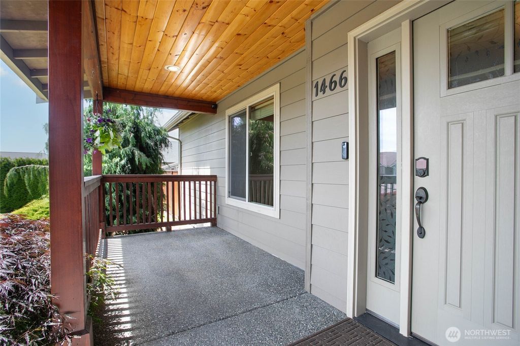 Photo of 1466 PATRIOT Court, Ferndale, WA 98248 (MLS # 2531722)