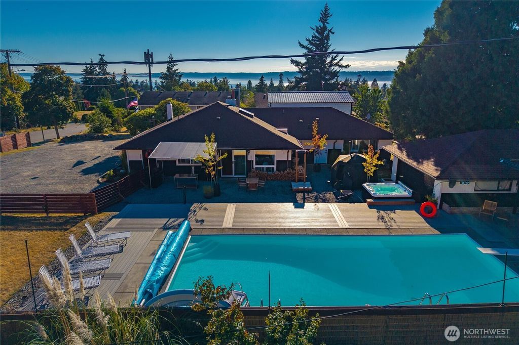 Photo of 1636 S 260th Street, Des Moines, WA 98198 (MLS # 2552746)