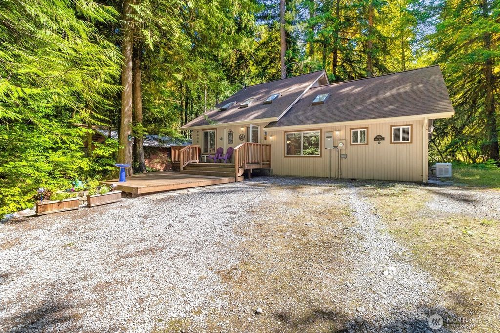 Photo of 7036 Rainier Way #98244, Glacier, WA 98244 (MLS # 2519474)