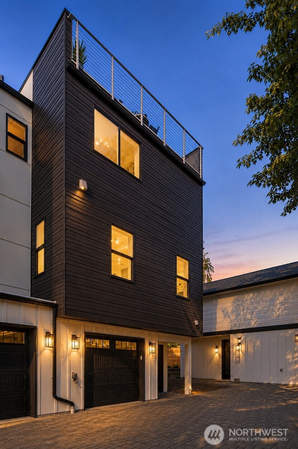 Photo of 6206 43rd Avenue NE #B, Seattle, WA 98115 (MLS # 2577131)