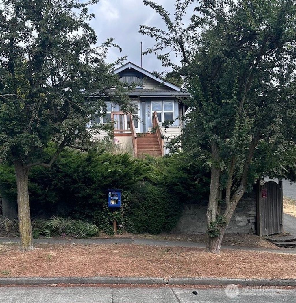 Photo of 4158 46th Avenue SW, Seattle, WA 98116 (MLS # 2418931)