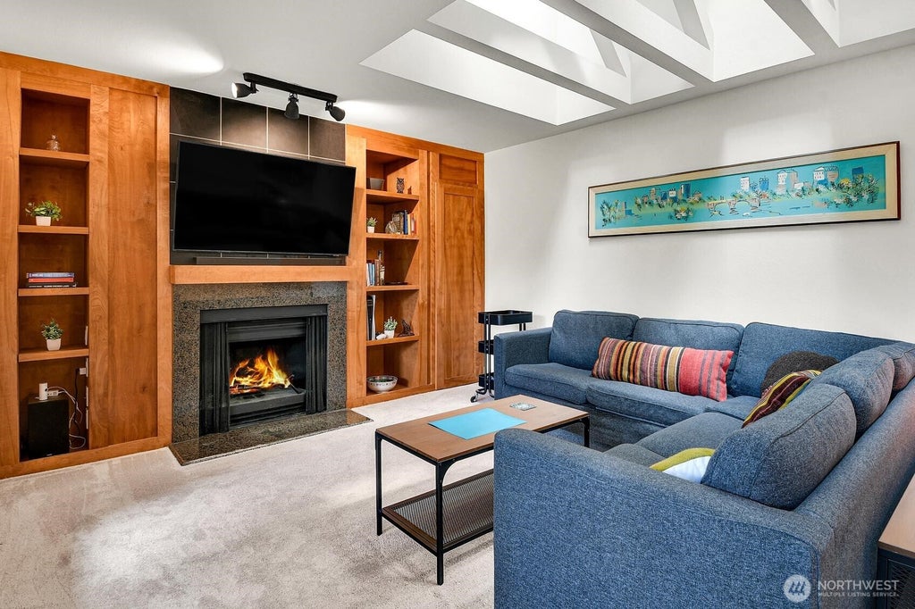 Photo of 15406 NE 15th Place #24, Bellevue, WA 98007 (MLS # 2585088)