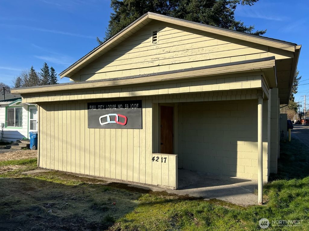 Photo of 4217 337th Place SE, Fall City, WA 98024 (MLS # 2474667)