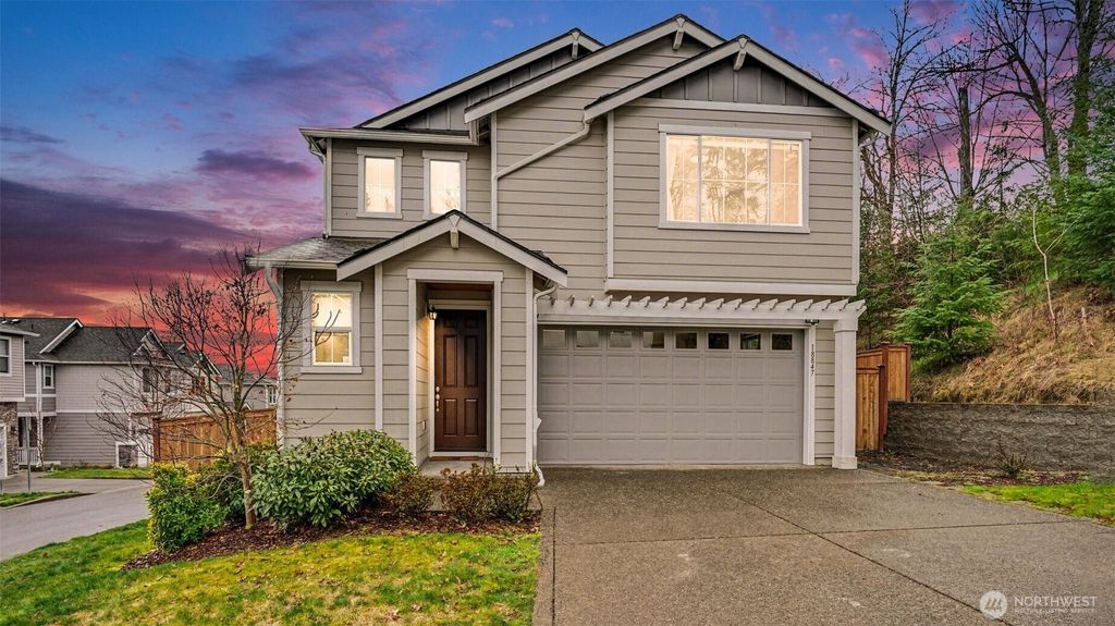 Photo of 18847 SE 123rd Place, Renton, WA 98058 (MLS # 2488788)
