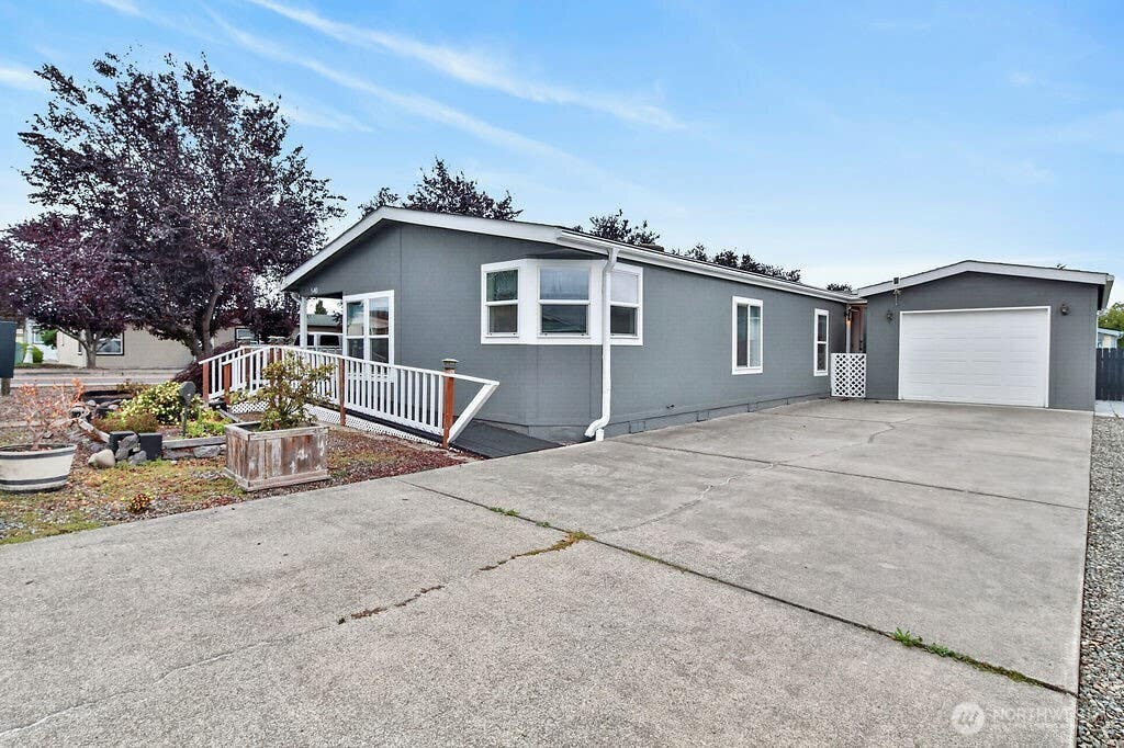 Photo of 540 N 7th Avenue #54, Sequim, WA 98382 (MLS # 2546913)