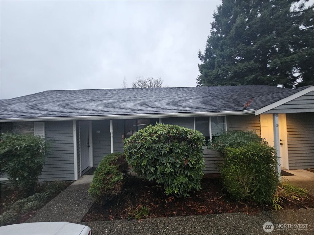 Photo of 406 E Pioneer Street #B, Granite Falls, WA 98252 (MLS # 2459409)
