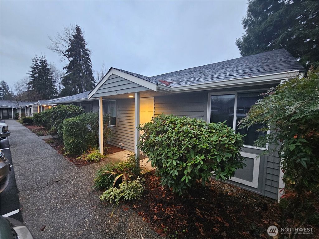Photo of 406 E Pioneer Street #B, Granite Falls, WA 98252 (MLS # 2459409)