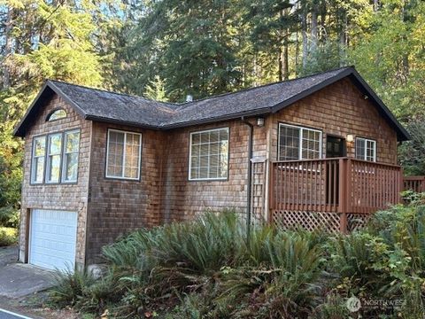 Photo of 386 South Shore Road, Quinault, WA 98575 (MLS # 2444095) Photo of 386 South Shore Road, Quinault, WA 98575 (MLS # 2444095)