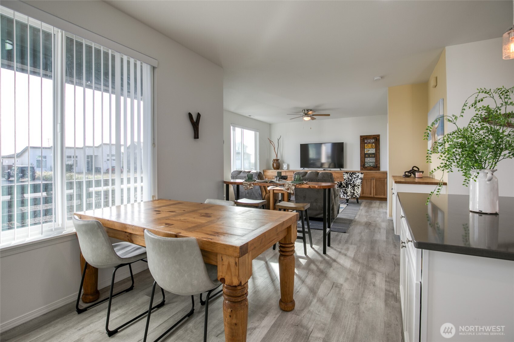 1415 Storm King Avenue SW