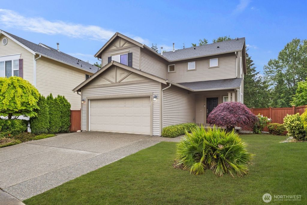 Photo of 207 Edmonds Place NE, Renton, WA 98056 (MLS # 2524155)