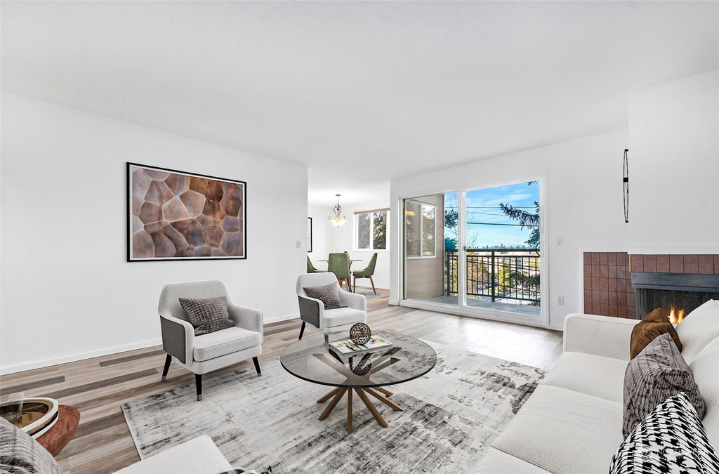 Photo of 9710 5th Avenue NE #403, Seattle, WA 98115 (MLS # 2322291)