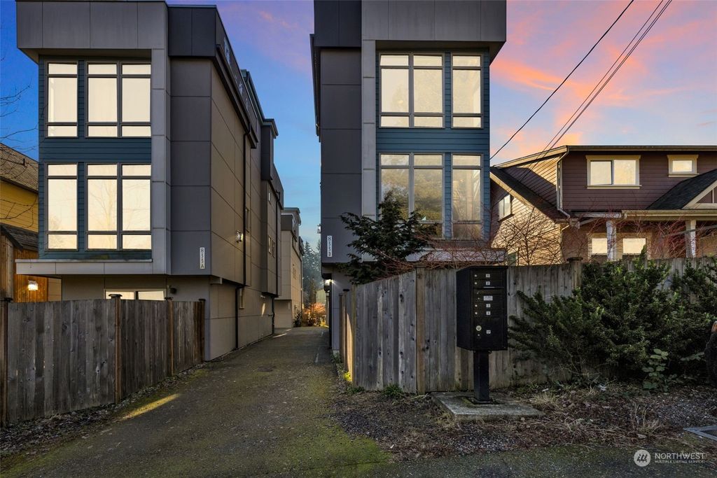 Photo of 833 B NW 97th Street, Seattle, WA 98117 (MLS # 2328976)