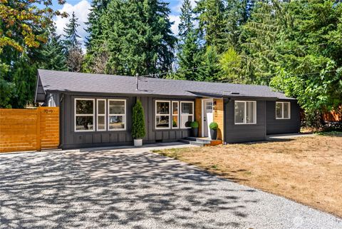 Photo of 7019 185th Avenue E, Bonney Lake, WA 98391 (MLS # 2441232)