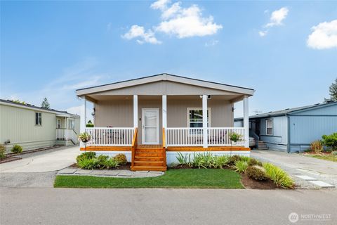 Photo of 1120 S 25th Street #31, Mount Vernon, WA 98274 (MLS # 2554336)