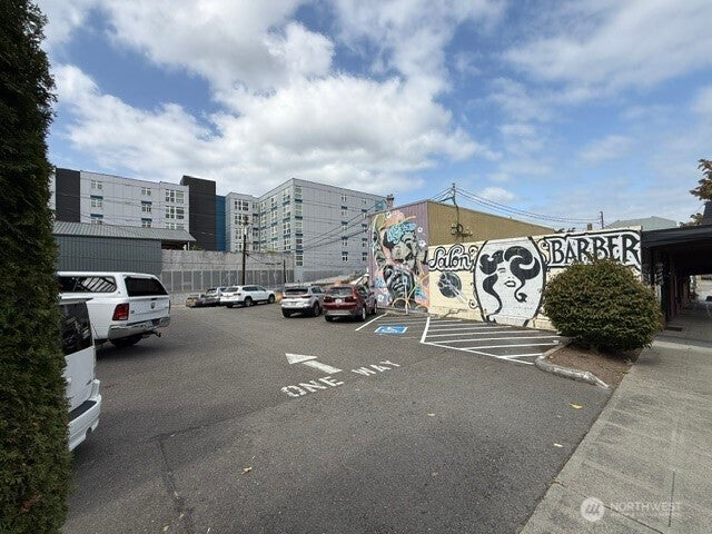1420 Hewitt Avenue