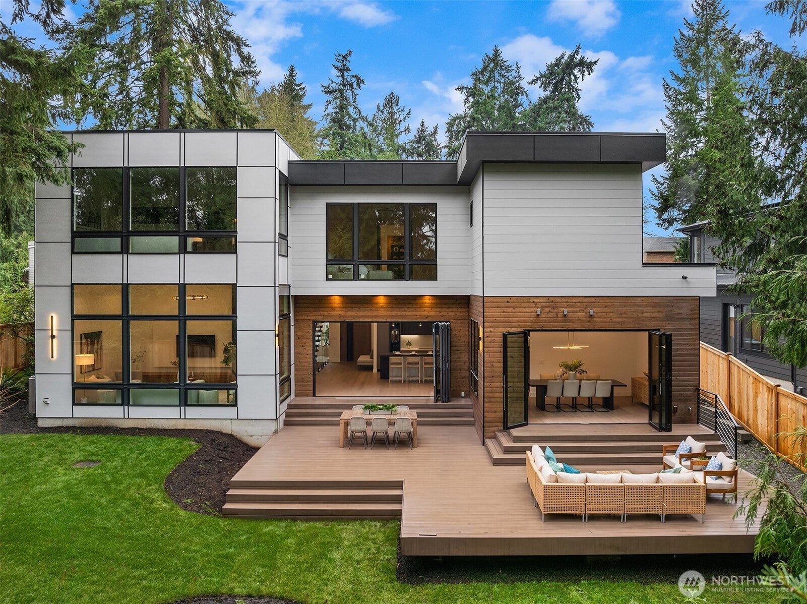 10656 Woodhaven Lane