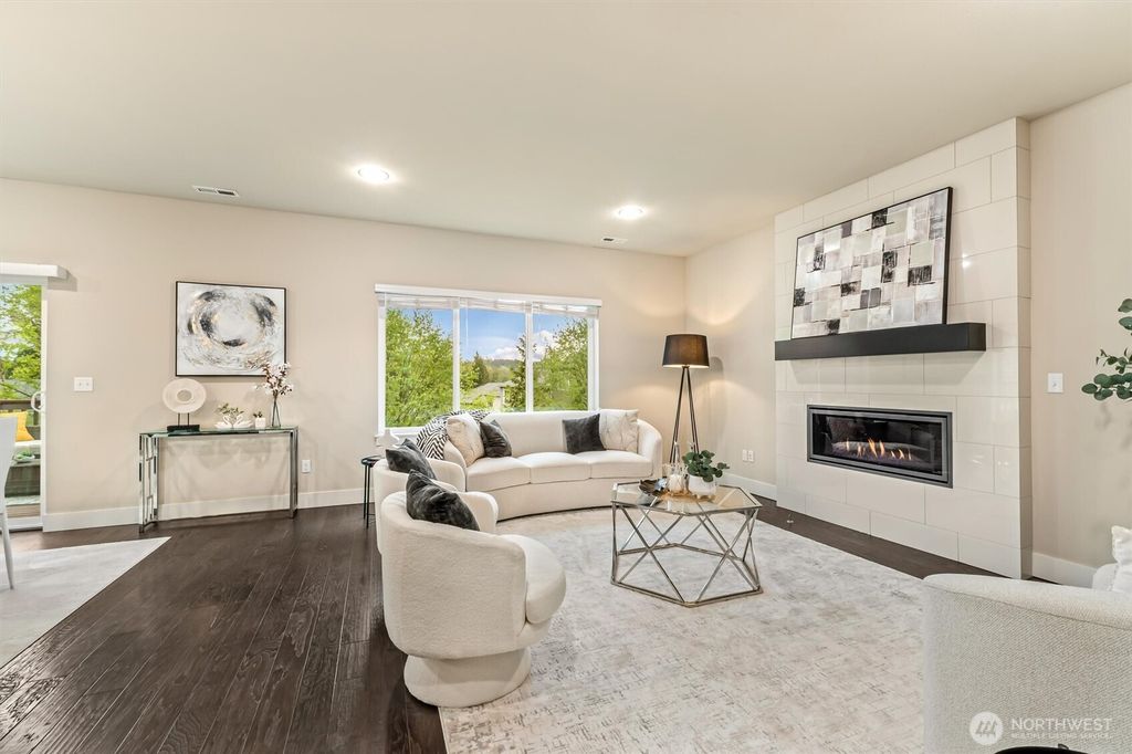 Photo of 19817 11th Drive SE, Bothell, WA 98012 (MLS # 2524998)