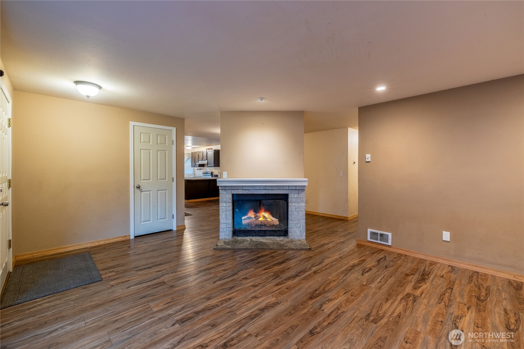 5509 204th Street Ct E