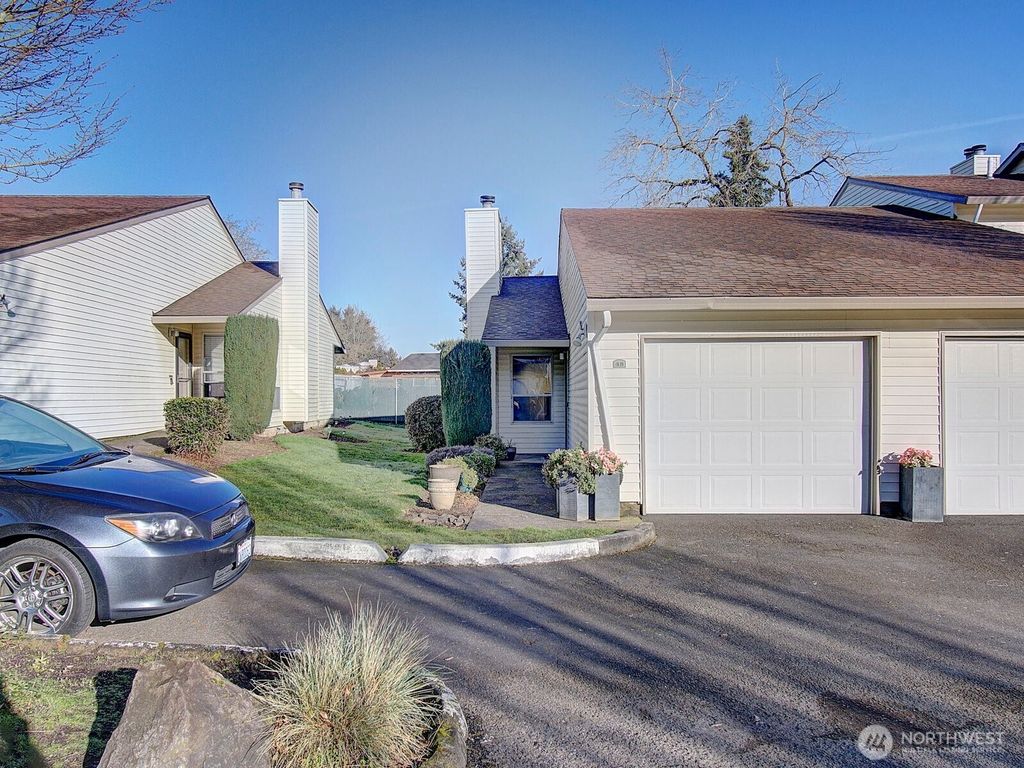 Photo of 506 SE 157th Avenue #48, Vancouver, WA 98684 (MLS # 2464971)